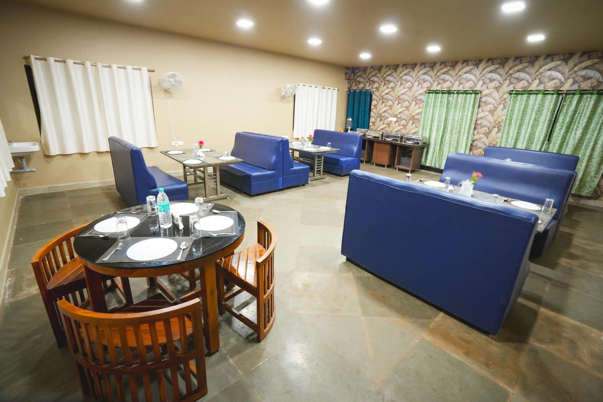 Hotel Auro Wellness Castle Pondicherry Exterior foto